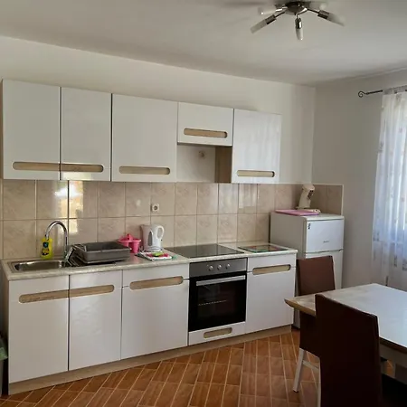 Apartment Ana