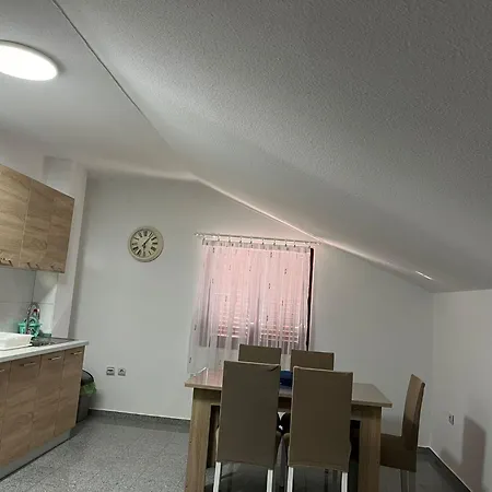 Ana Apartment Sukosan